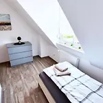Neu! Susann Am Badesee Naehe Nordsee Aurich