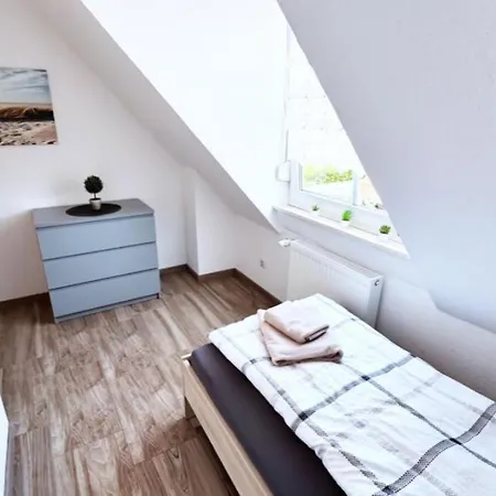 Neu! Susann Am Badesee Naehe Nordsee Aurich